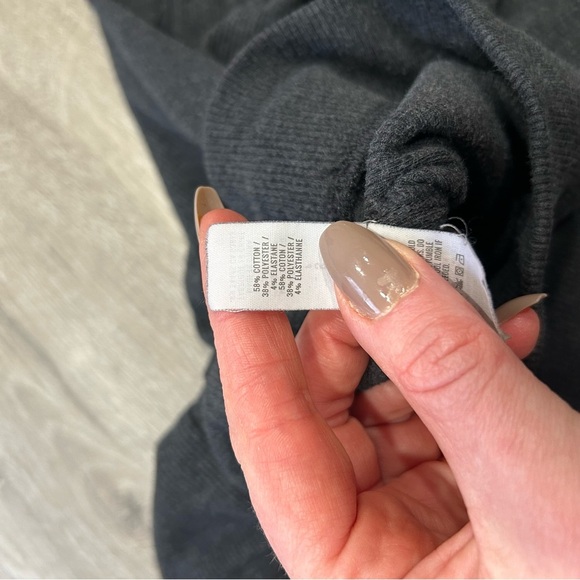 Aerie Ribbed Flare Bootcut Charcoal Black Dark Grey Legging Women’s Size Small - Picture 6 of 7